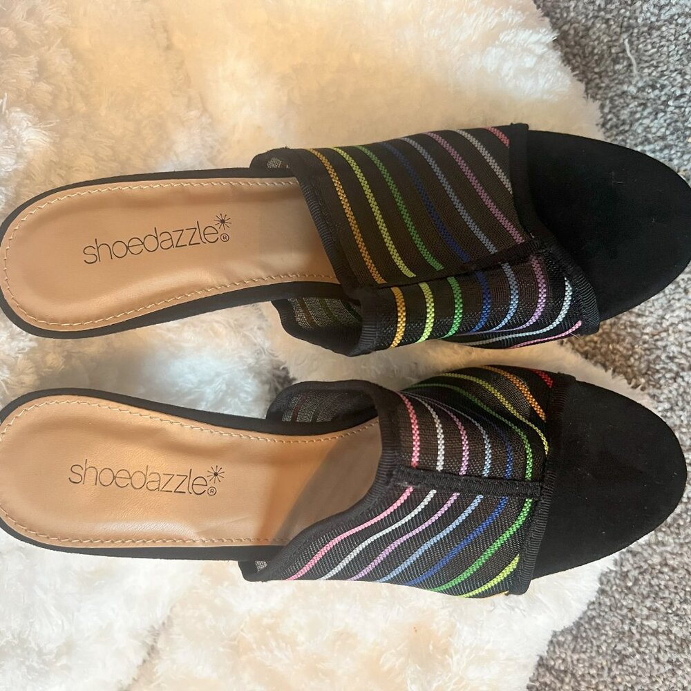 Shoe Dazzle Black Shoes - Picture 3 of 5